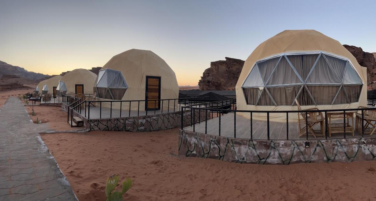 Magic Mountain Camp Lejlighed Wadi Rum Eksteriør billede