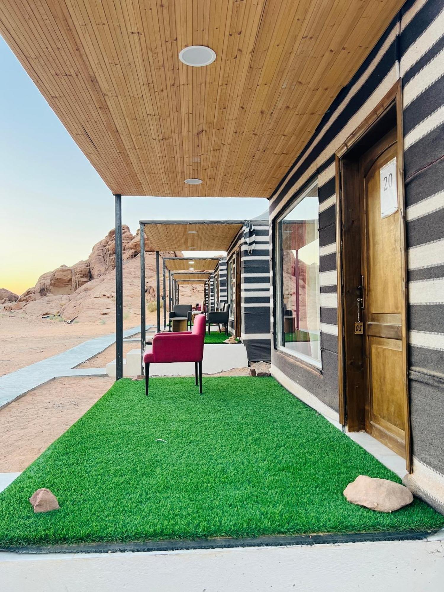 Magic Mountain Camp Lejlighed Wadi Rum Eksteriør billede