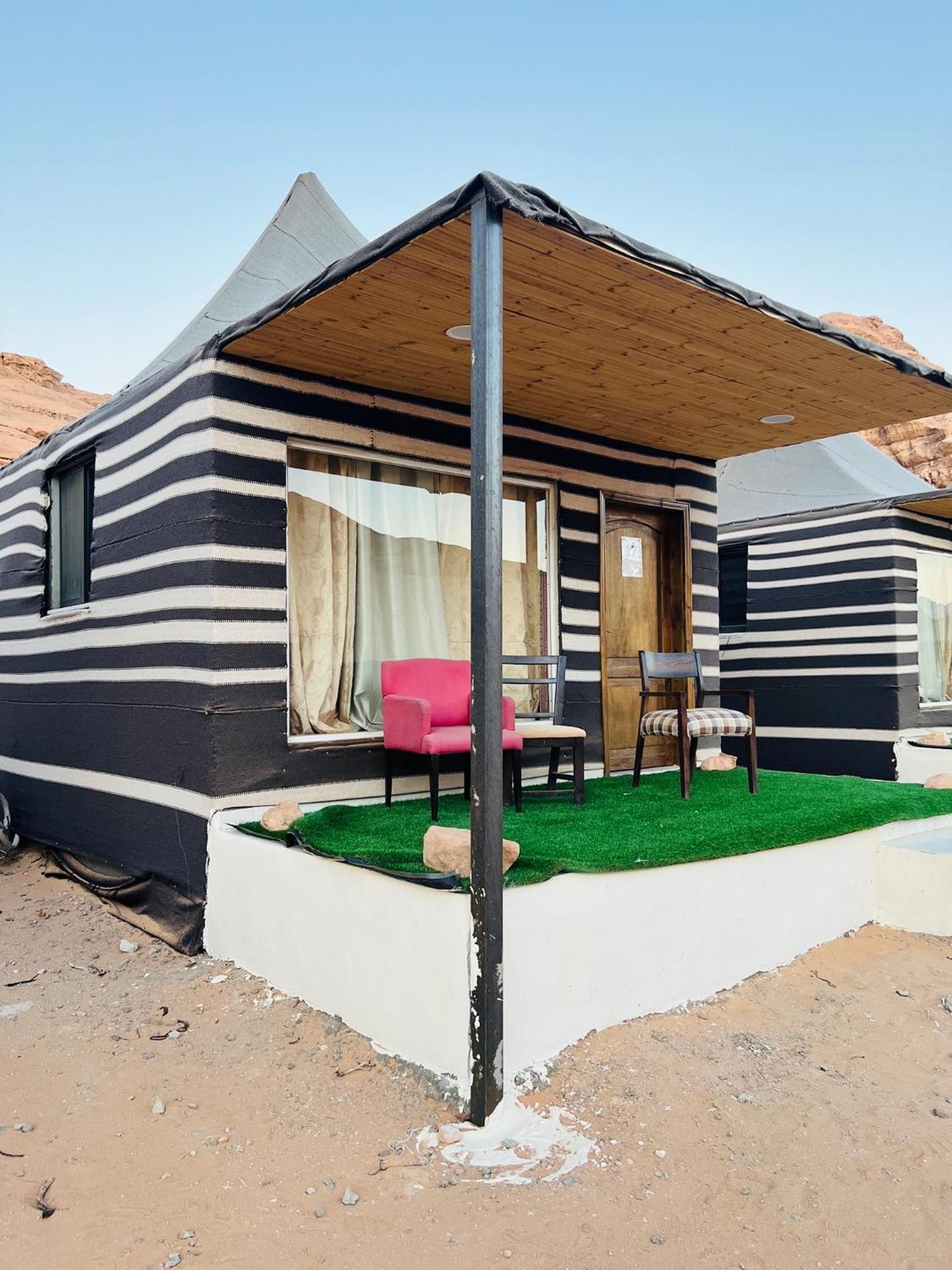 Magic Mountain Camp Lejlighed Wadi Rum Eksteriør billede