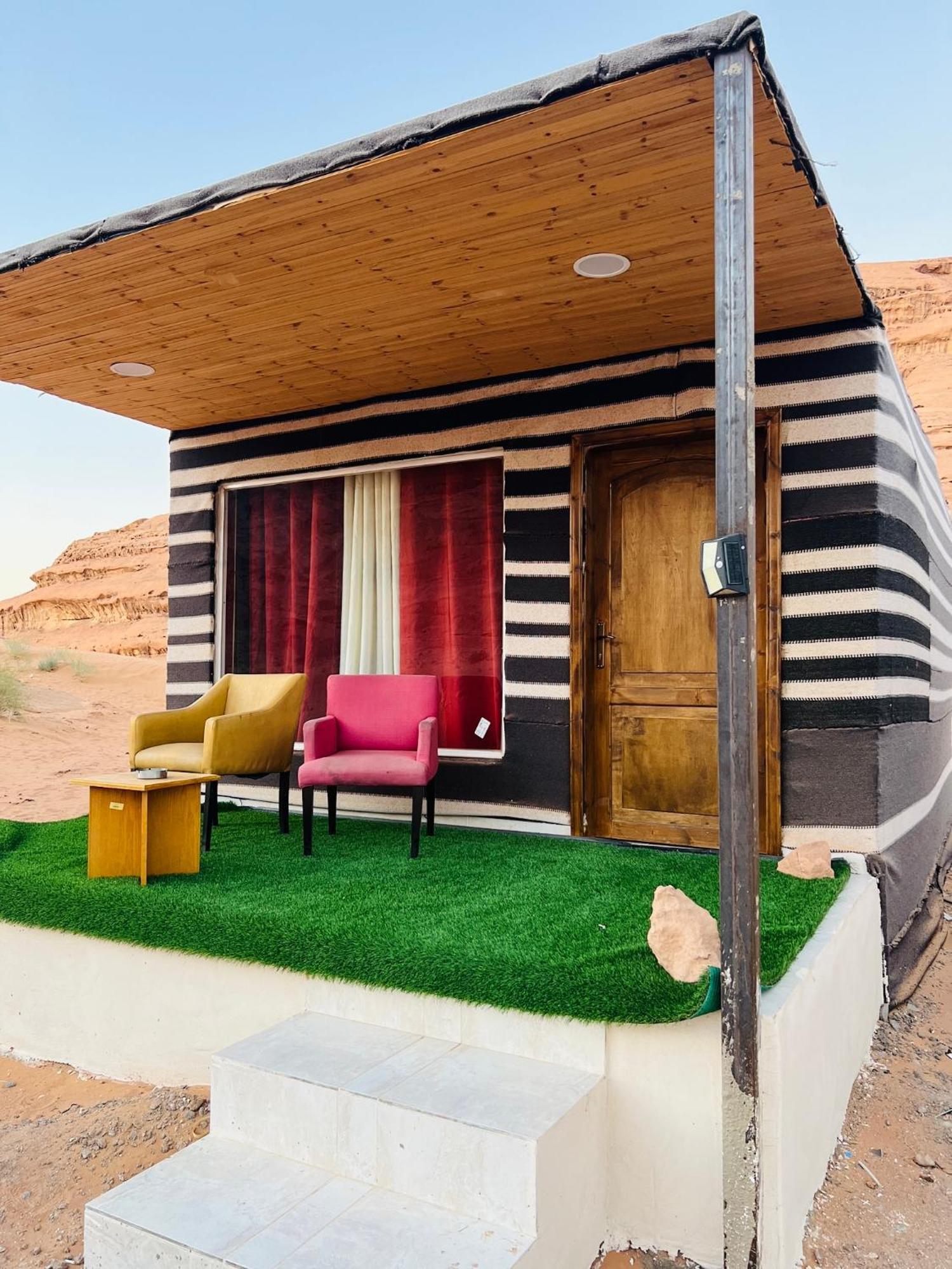Magic Mountain Camp Lejlighed Wadi Rum Eksteriør billede