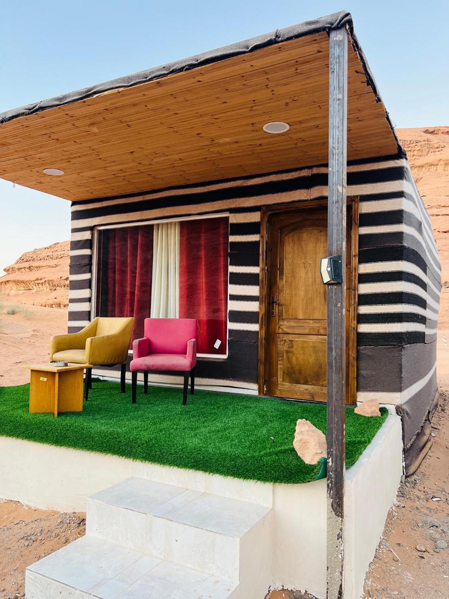 Magic Mountain Camp Lejlighed Wadi Rum Eksteriør billede