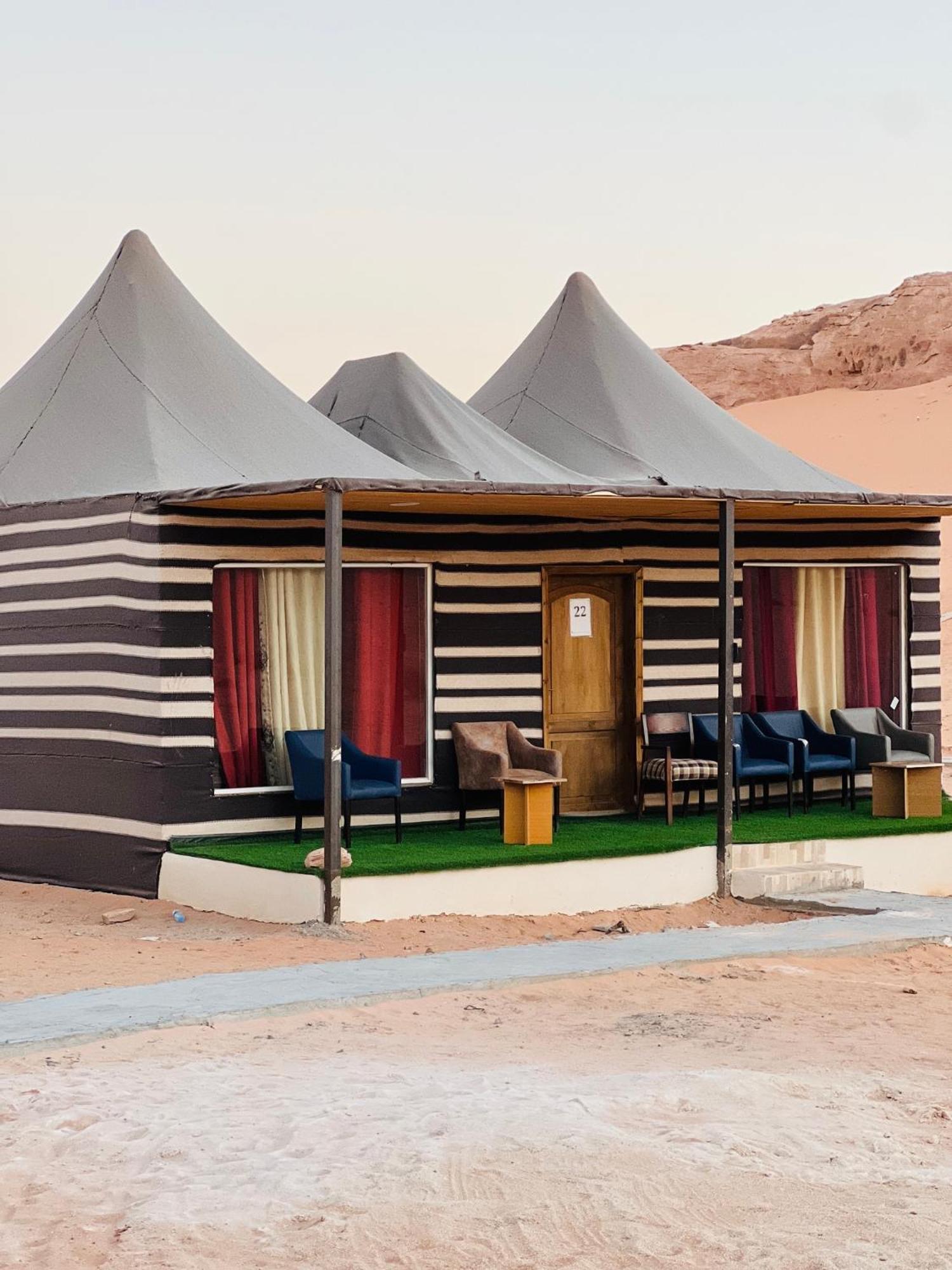 Magic Mountain Camp Lejlighed Wadi Rum Eksteriør billede