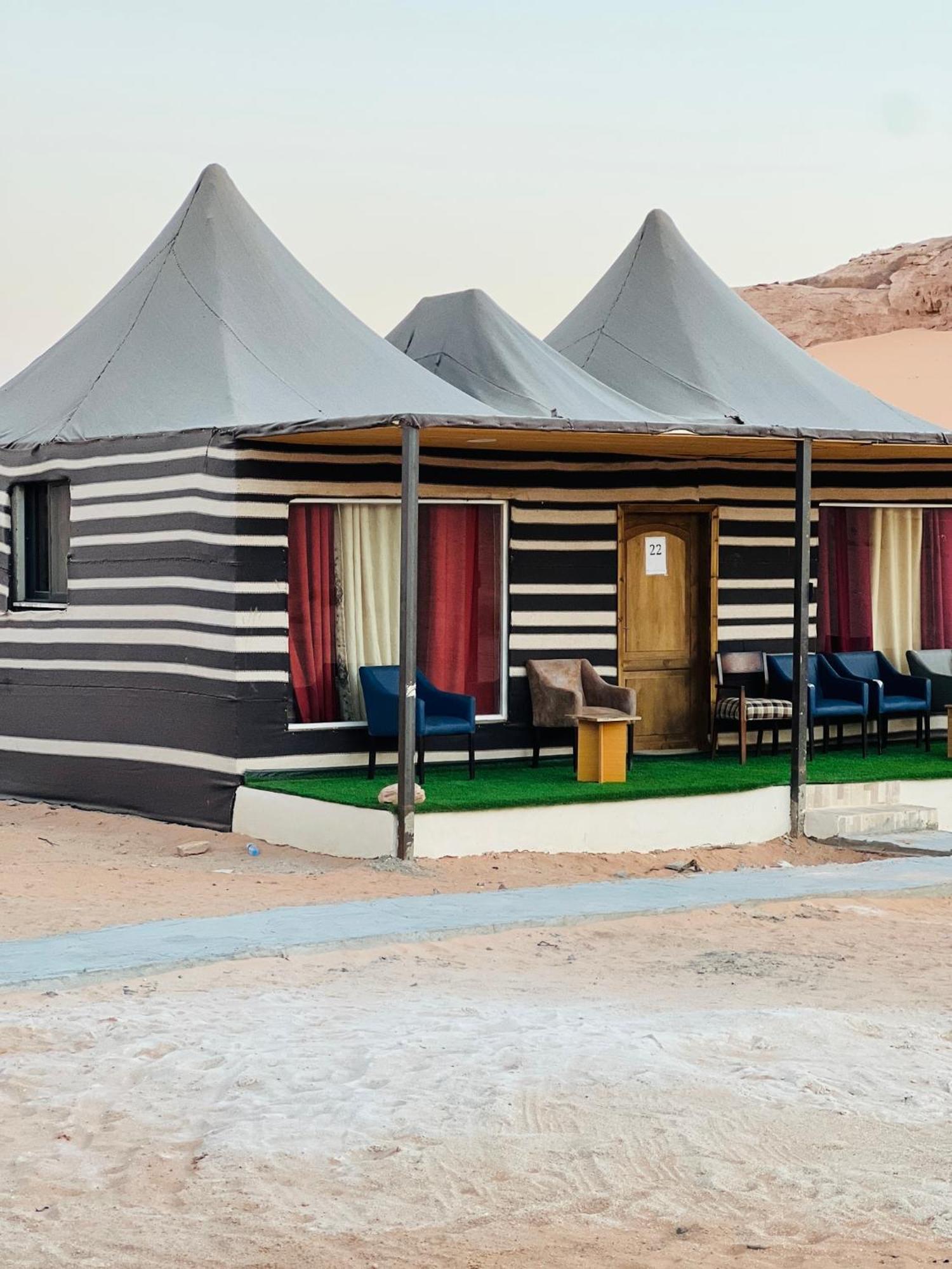 Magic Mountain Camp Lejlighed Wadi Rum Eksteriør billede